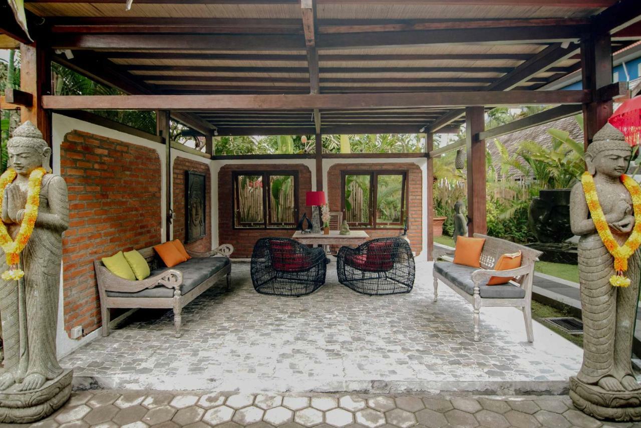 The Secret Jungle Villas Seminyak Exterior foto